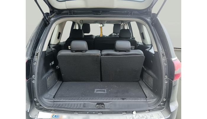 2018 Tata Hexa XT 4X2 6 STR, Diesel, Manual, 43,920 km, exterior