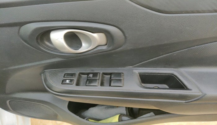 2019 Datsun Go T, Petrol, Manual, 66,627 km, interior