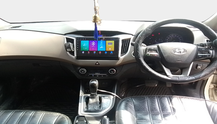 2016 Hyundai Creta SX PLUS AT 1.6 PETROL, Petrol, Automatic, 1,05,964 km, interior