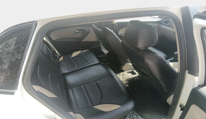 2011 Volkswagen Polo COMFORTLINE 1.2L, Diesel, Manual, 85,887 km, interior