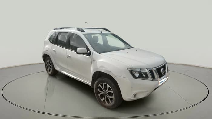 2015 Nissan Terrano XL D PLUS, Diesel, Manual, 1,01,041 km, exterior