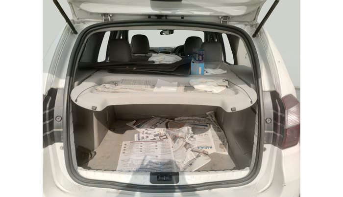 2015 Nissan Terrano XL D PLUS, Diesel, Manual, 1,01,041 km, exterior