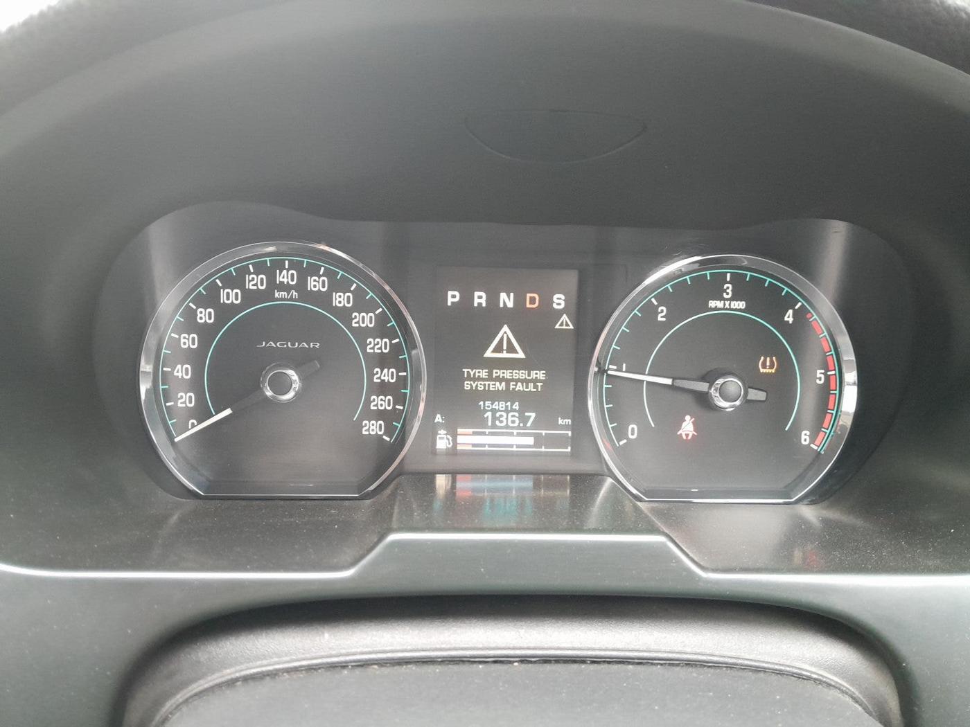 2014 Jaguar XF 2.2 DIESEL, Diesel, Automatic, 1,54,820 km, interior