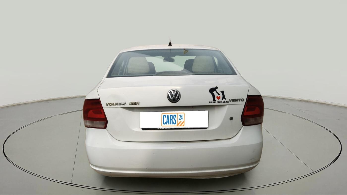 2010 Volkswagen Vento TRENDLINE 1.6, Petrol, Manual, 1,31,007 km, exterior