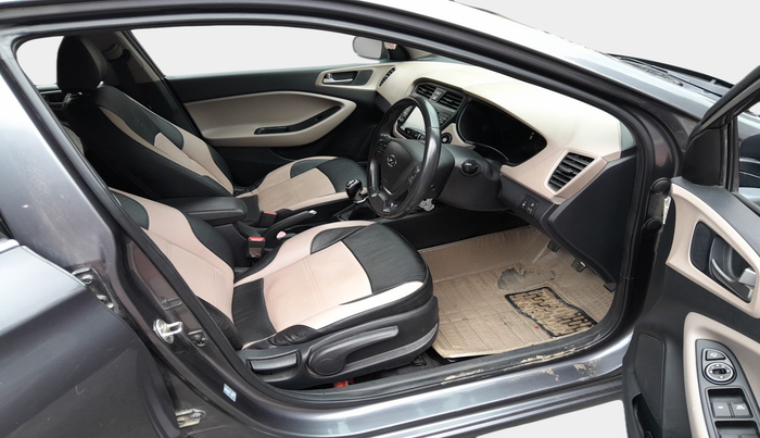 2017 Hyundai Elite i20 ASTA 1.4 CRDI (O), Diesel, Manual, 1,16,731 km, interior