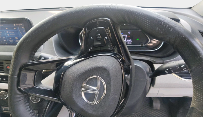 2022 Tata NEXON XZA PLUS DIESEL, Diesel, Automatic, 45,402 km, interior