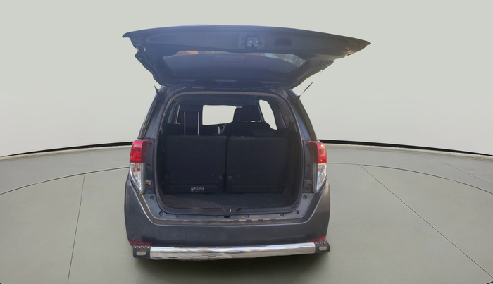 2021 Toyota Innova Crysta 2.4 GX 7 STR, Diesel, Manual, 56,749 km, exterior