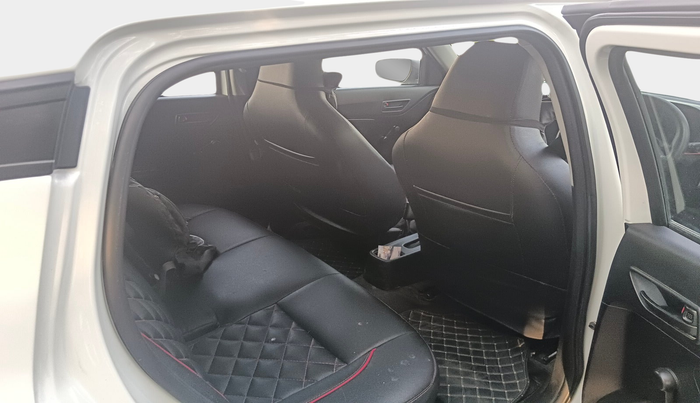 2022 Maruti Swift LXI, Petrol, Manual, 17,818 km, interior