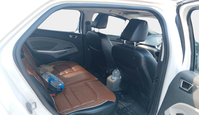 2017 Ford Ecosport TITANIUM 1.5L DIESEL, Diesel, Manual, 1,13,638 km, interior