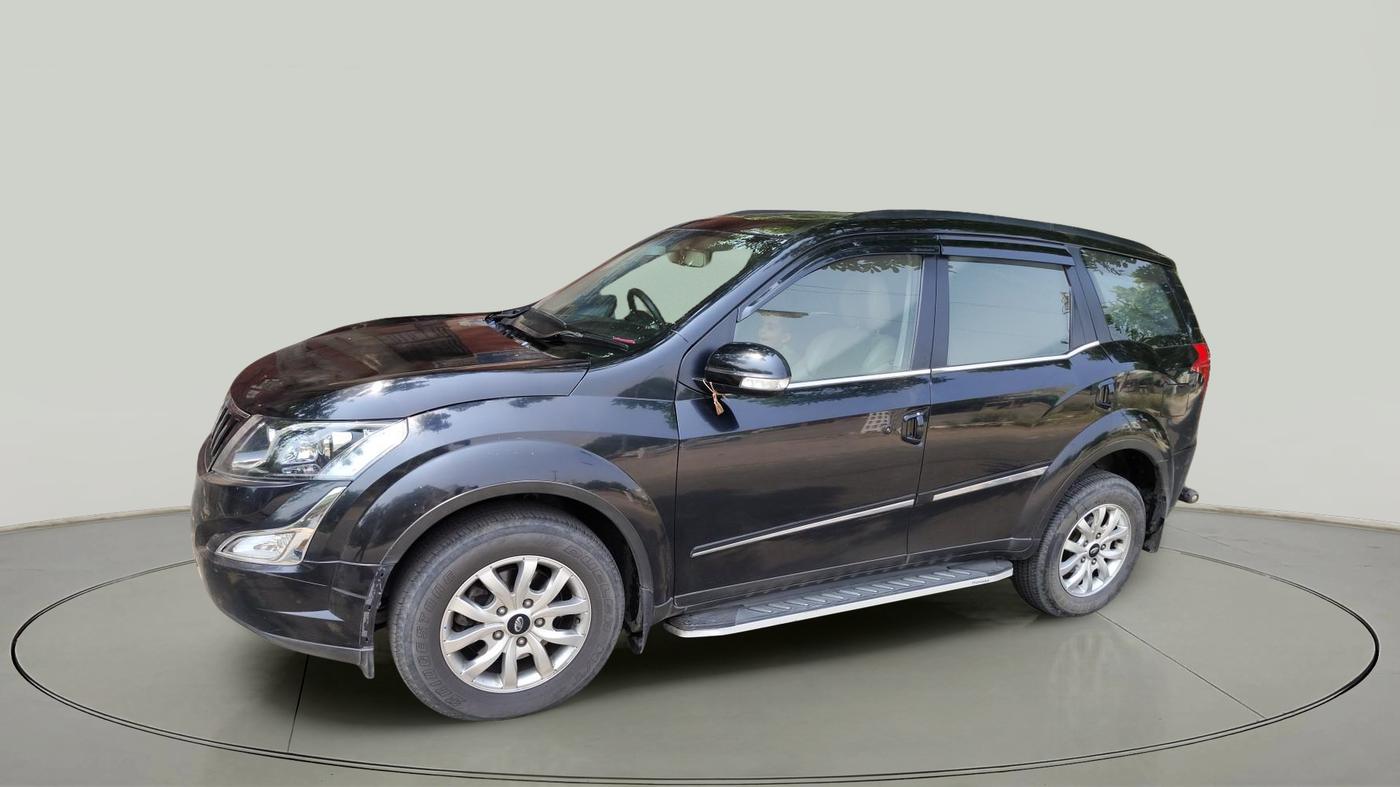 2017 Mahindra XUV500 W10, Diesel, Manual, 75,916 km, exterior