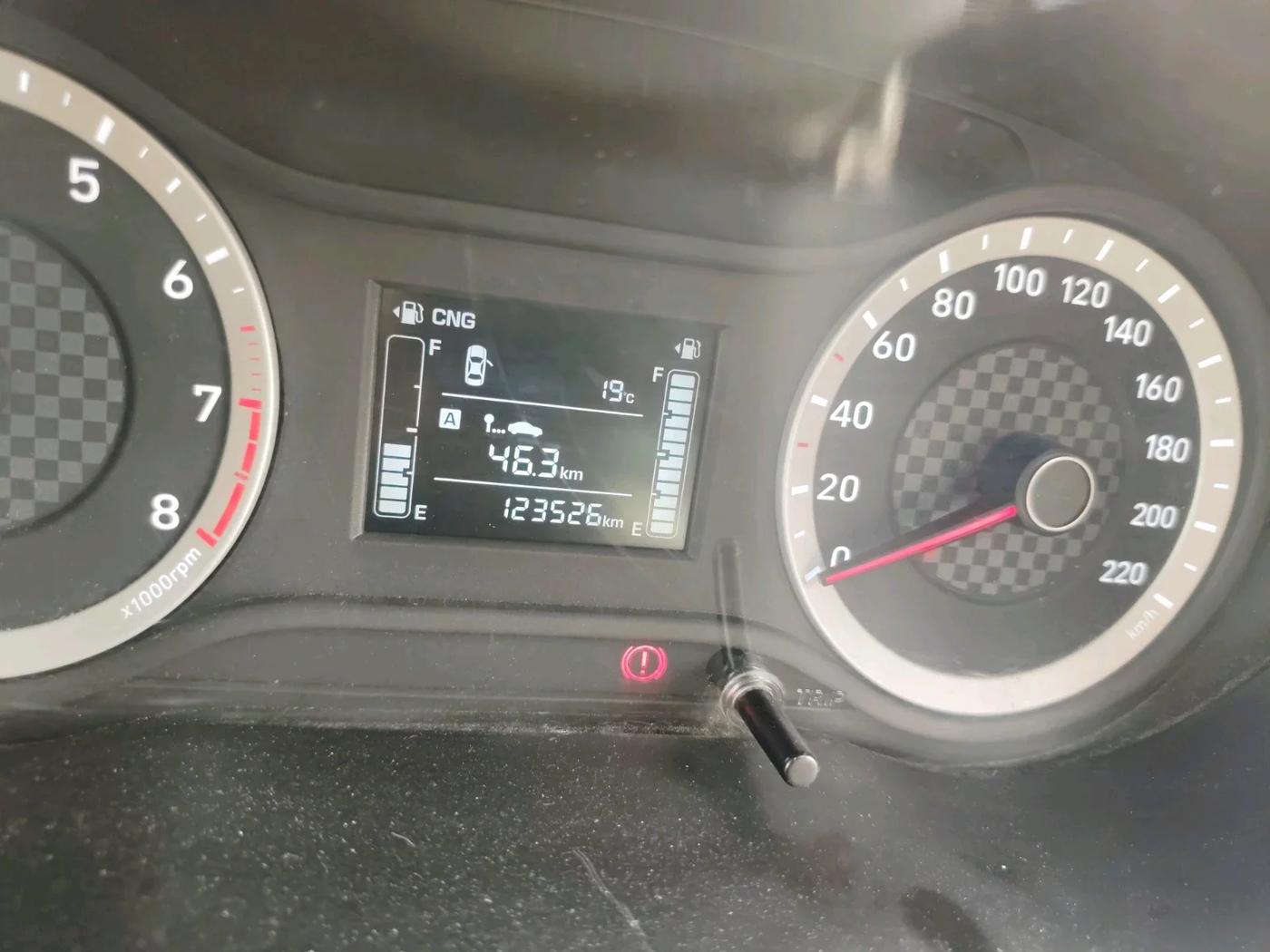 2020 Hyundai GRAND I10 NIOS SPORTZ 1.2 KAPPA VTVT CNG, CNG, Manual, 1,23,526 km, interior