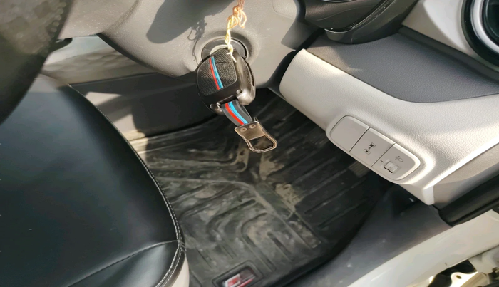 2020 Hyundai GRAND I10 NIOS SPORTZ 1.2 KAPPA VTVT CNG, Petrol, Manual, 1,23,526 km, interior