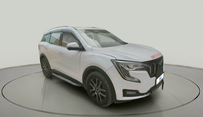 2022 Mahindra XUV700 AX 7 LUXURY D MT 7 STR, Diesel, Manual, 87,318 km, exterior