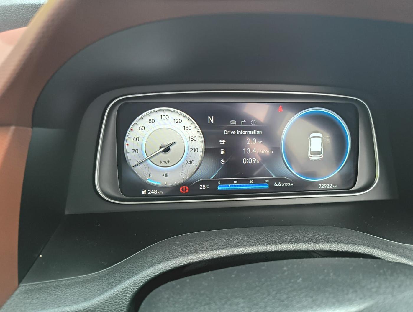 2023 Hyundai ALCAZAR PLATINUM(O) 7STR 1.5 AT, Diesel, Automatic, 72,922 km, interior