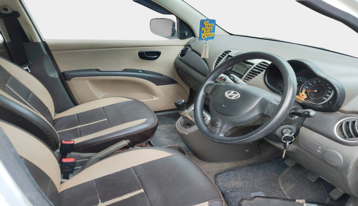 2015 Hyundai i10 MAGNA 1.1, Petrol, Manual, 94,165 km, interior