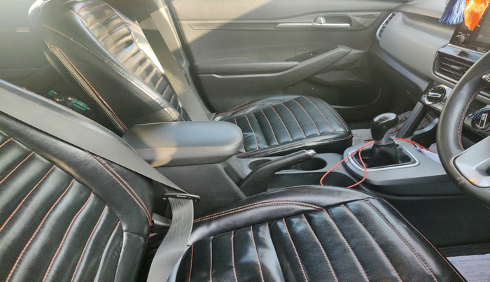 2020 KIA SELTOS HTK 1.5 DIESEL, Diesel, Manual, 1,29,681 km, interior