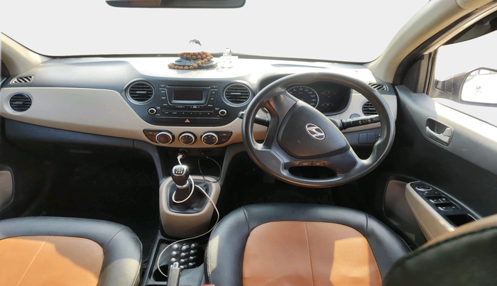 2014 Hyundai Grand i10 SPORTZ 1.2 KAPPA VTVT, Petrol, Manual, 97,135 km, interior