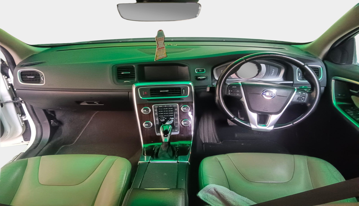 2016 Volvo S60 Momentum D4, Diesel, Automatic, 1,02,528 km, interior