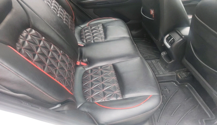 2021 KIA SONET HTK PLUS 1.2, Petrol, Manual, 61,559 km, interior