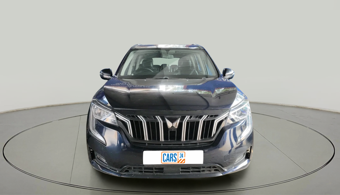 2022 Mahindra XUV700 AX 5 D MT 7 STR, Diesel, Manual, 1,08,653 km, exterior