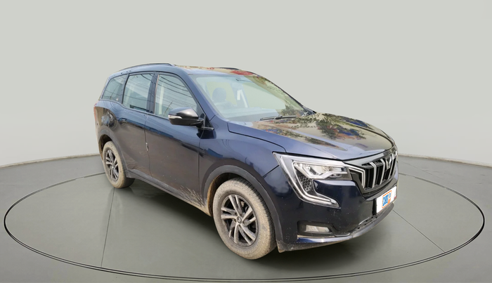 2022 Mahindra XUV700 AX 5 D MT 7 STR, Diesel, Manual, 1,08,653 km, exterior