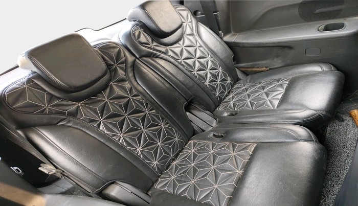 2022 Mahindra XUV700 AX 5 D MT 7 STR, Diesel, Manual, 1,08,653 km, interior