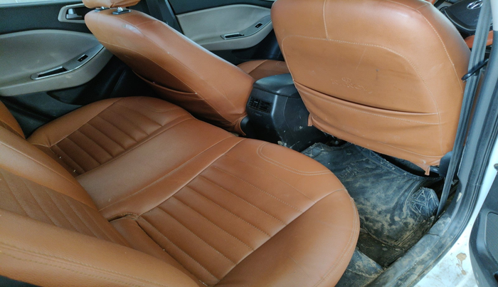 2014 Hyundai i20 SPORTZ 1.2, Petrol, Manual, 1,34,192 km, interior