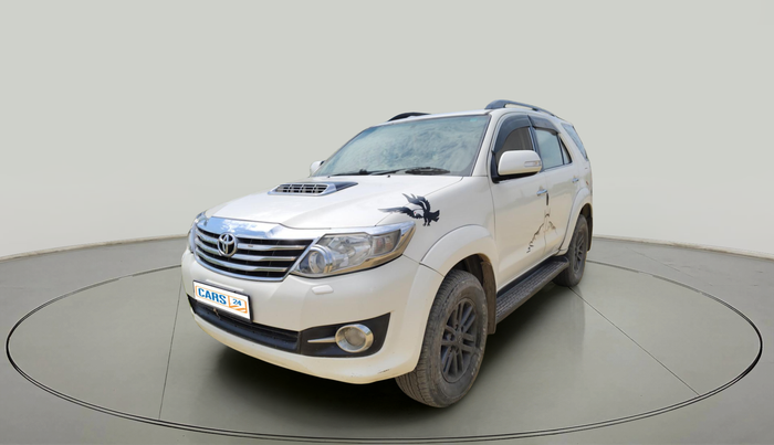 2014 Toyota Fortuner 3.0 4X2 MT, Diesel, Manual, 1,76,808 km, exterior