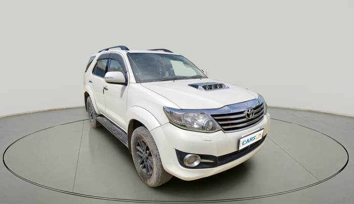 2014 Toyota Fortuner 3.0 4X2 MT, Diesel, Manual, 1,76,808 km, exterior