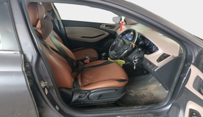 2017 Hyundai Elite i20 ASTA 1.2, Petrol, Manual, 1,01,255 km, interior