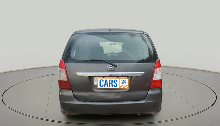 2013 Toyota Innova 2.5 VX 7 STR, Diesel, Manual, 1,74,381 km, exterior