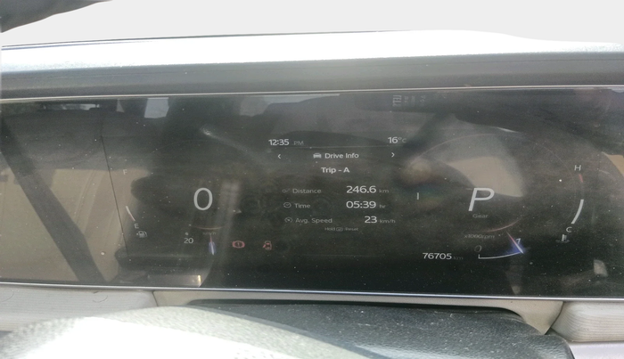 2023 Mahindra XUV700 AX 5 D AT 7 STR, Diesel, Automatic, 76,705 km, interior