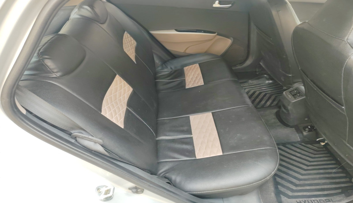 2016 Hyundai Grand i10 SPORTZ 1.2 KAPPA VTVT, Petrol, Manual, 50,520 km, interior