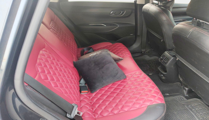 2023 Hyundai NEW I20 ASTA (O) 1.2 IVT, Petrol, Automatic, 29,915 km, interior