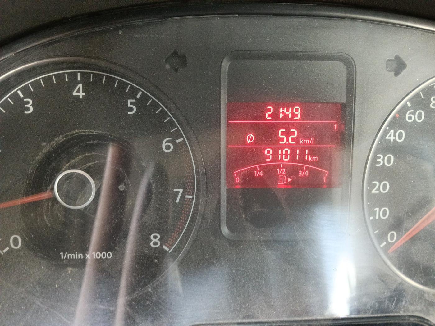 2010 Volkswagen Vento HIGHLINE 1.6 MPI, Petrol, Manual, 91,011 km, interior