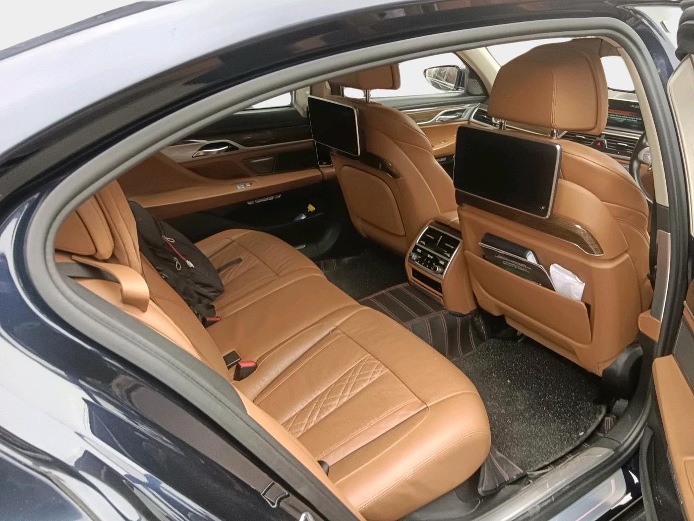 2017 BMW 7 Series 730L D DESIGN PURE EX, Diesel, Automatic, 58,923 km, interior