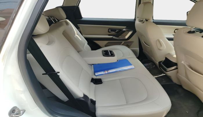 2021 Tata Safari XZ PLUS, Diesel, Manual, 1,57,241 km, interior