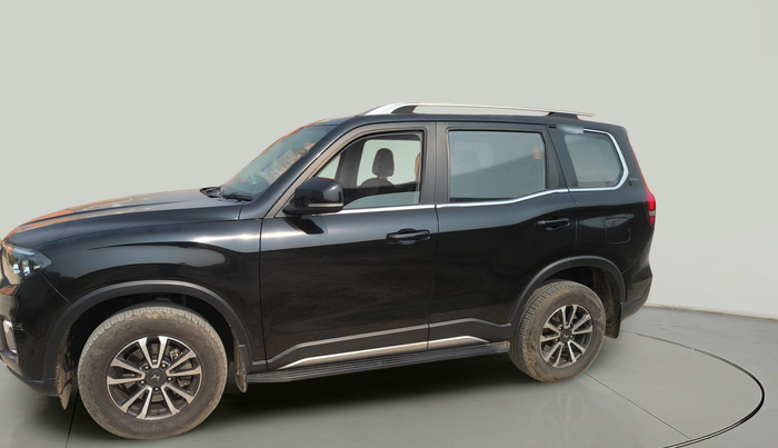 2024 Mahindra SCORPIO-N Z8 PETROL MT 7 STR, Petrol, Manual, 19,352 km, exterior