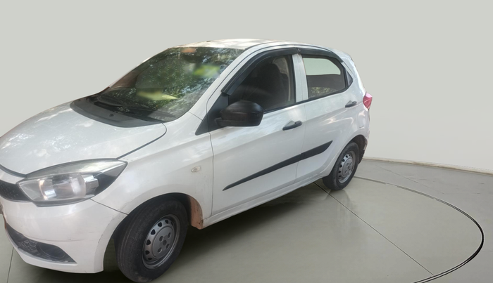 2017 Tata Tiago XM PETROL, Petrol, Manual, 1,39,160 km, exterior