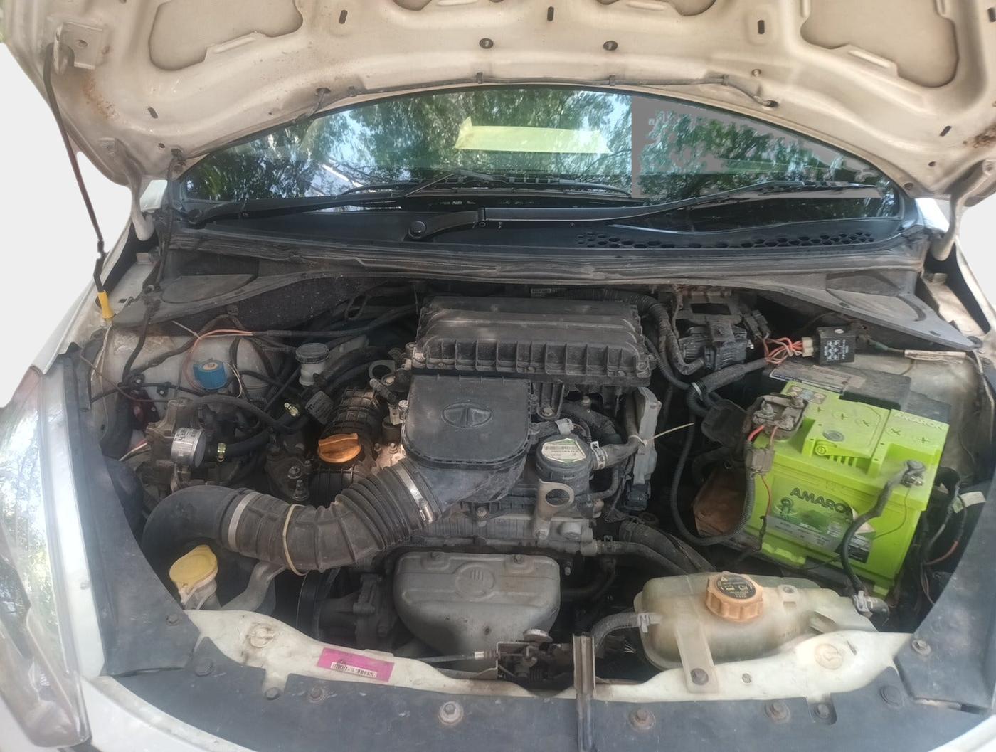 2017 Tata Tiago XM PETROL, Petrol, Manual, 1,39,160 km, exterior