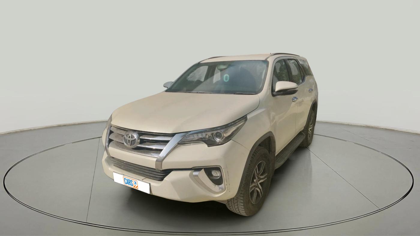 2017 Toyota Fortuner 2.8 4X2 AT, Diesel, Automatic, 2,49,556 km, exterior