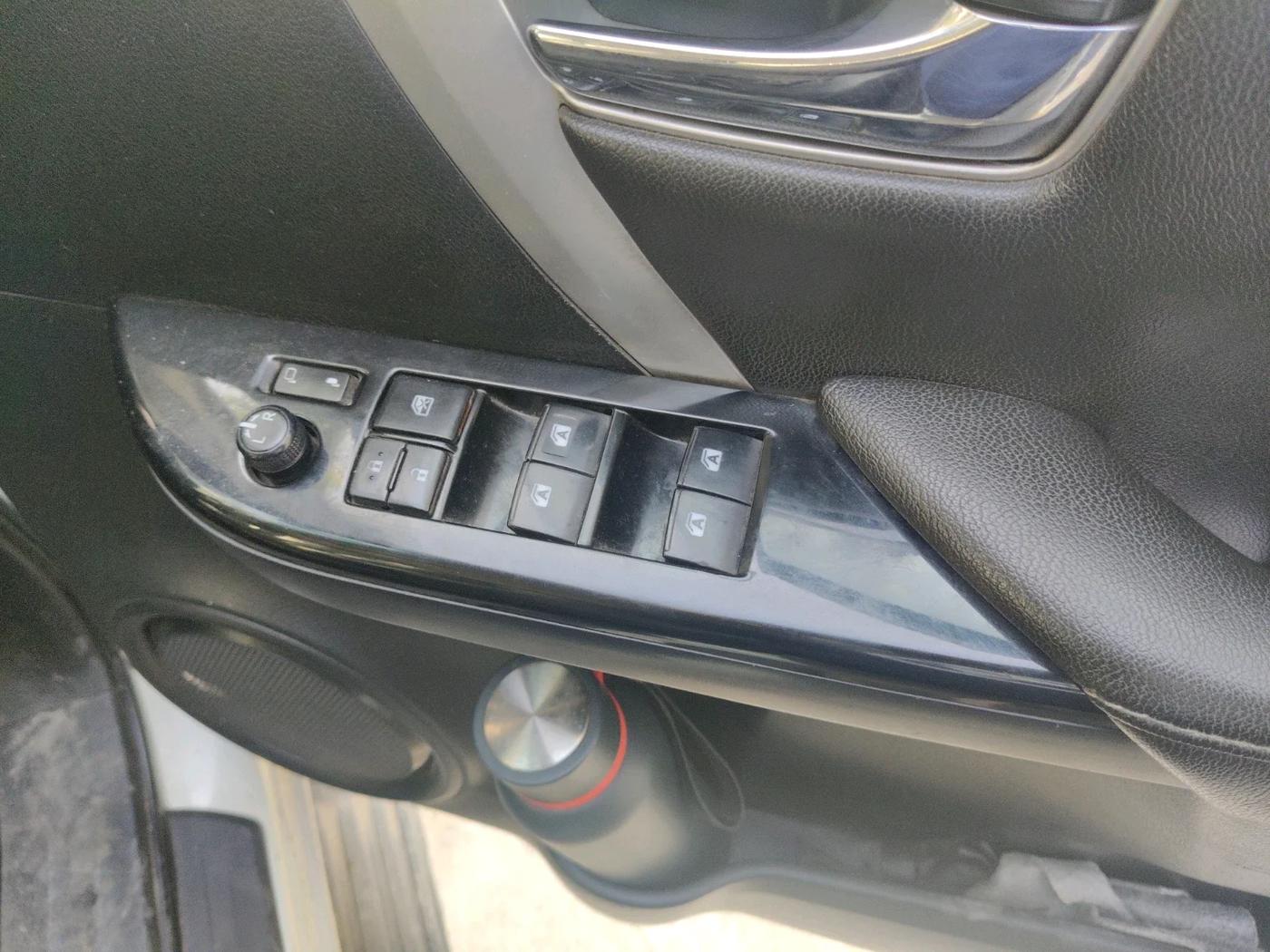 2017 Toyota Fortuner 2.8 4X2 AT, Diesel, Automatic, 2,49,556 km, interior