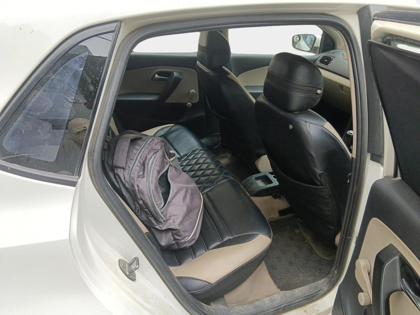 2011 Volkswagen Polo TRENDLINE 1.2L PETROL, Petrol, Manual, 78,354 km, interior