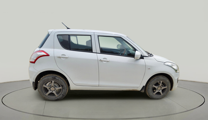2016 Maruti Swift LXI, Petrol, Manual, 1,39,328 km, exterior