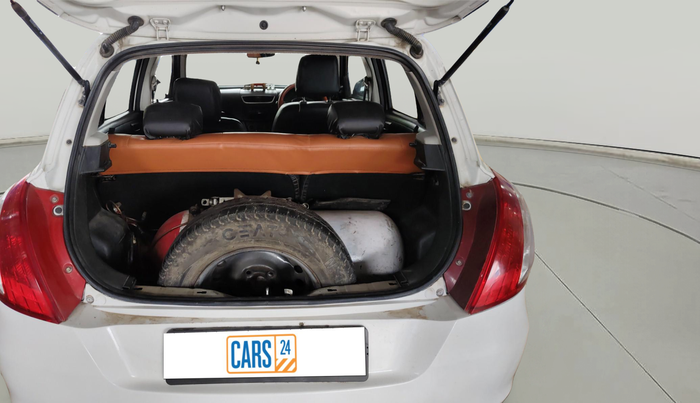2016 Maruti Swift LXI, Petrol, Manual, 1,39,328 km, exterior