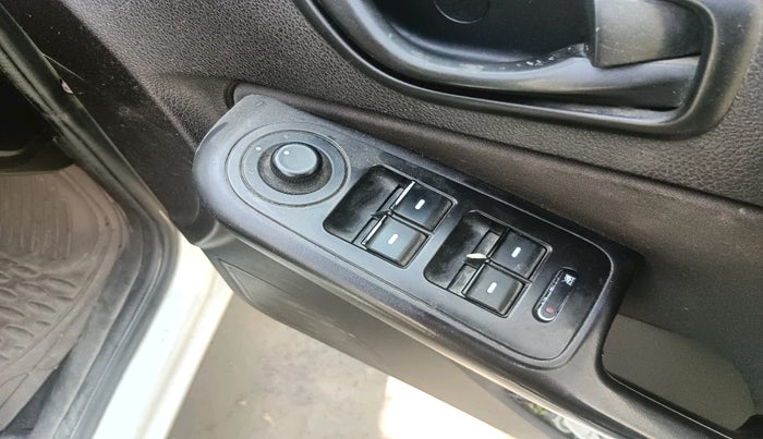 2015 Tata Zest XMS 90PS DIESEL, Diesel, Manual, 2,13,380 km, interior