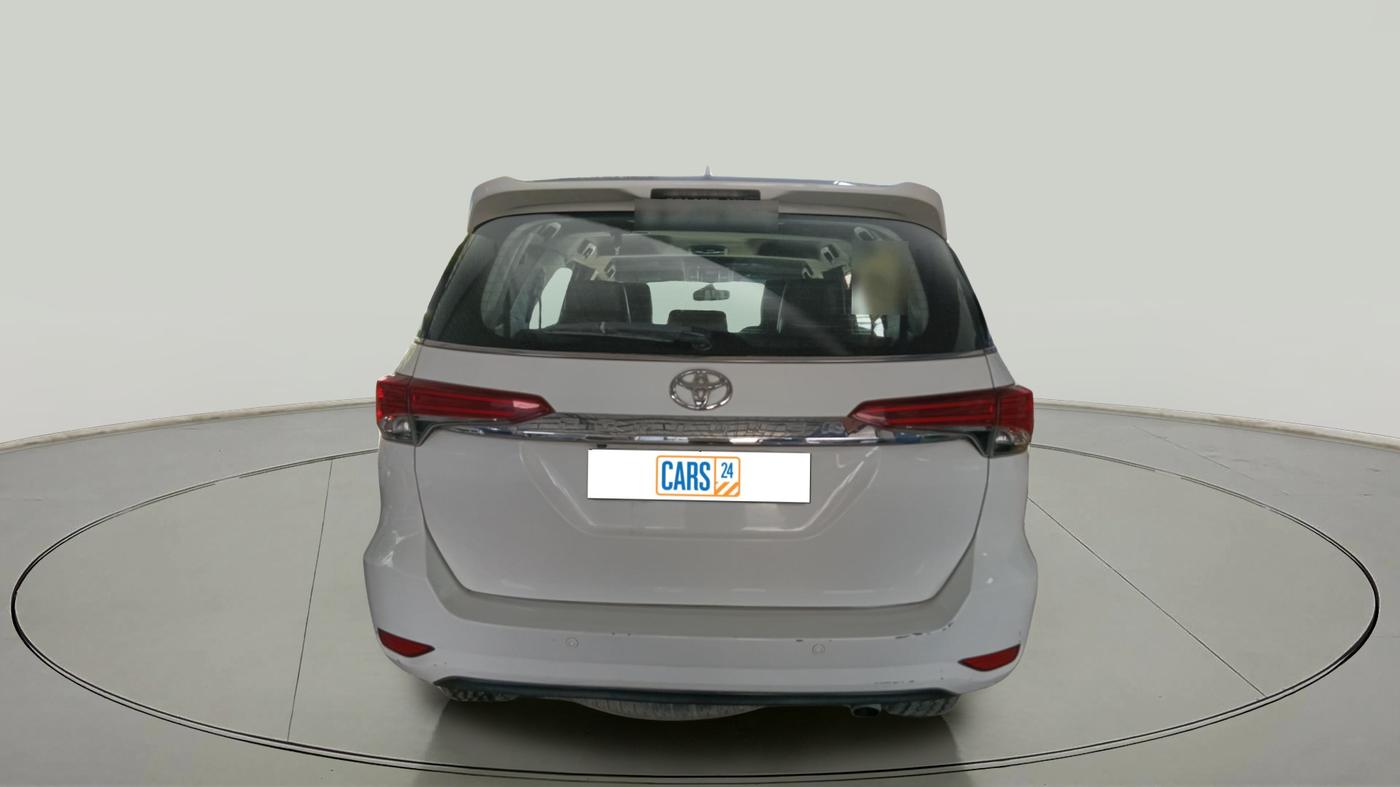 2018 Toyota Fortuner 2.8 4X2 AT, Diesel, Automatic, 1,60,357 km, exterior