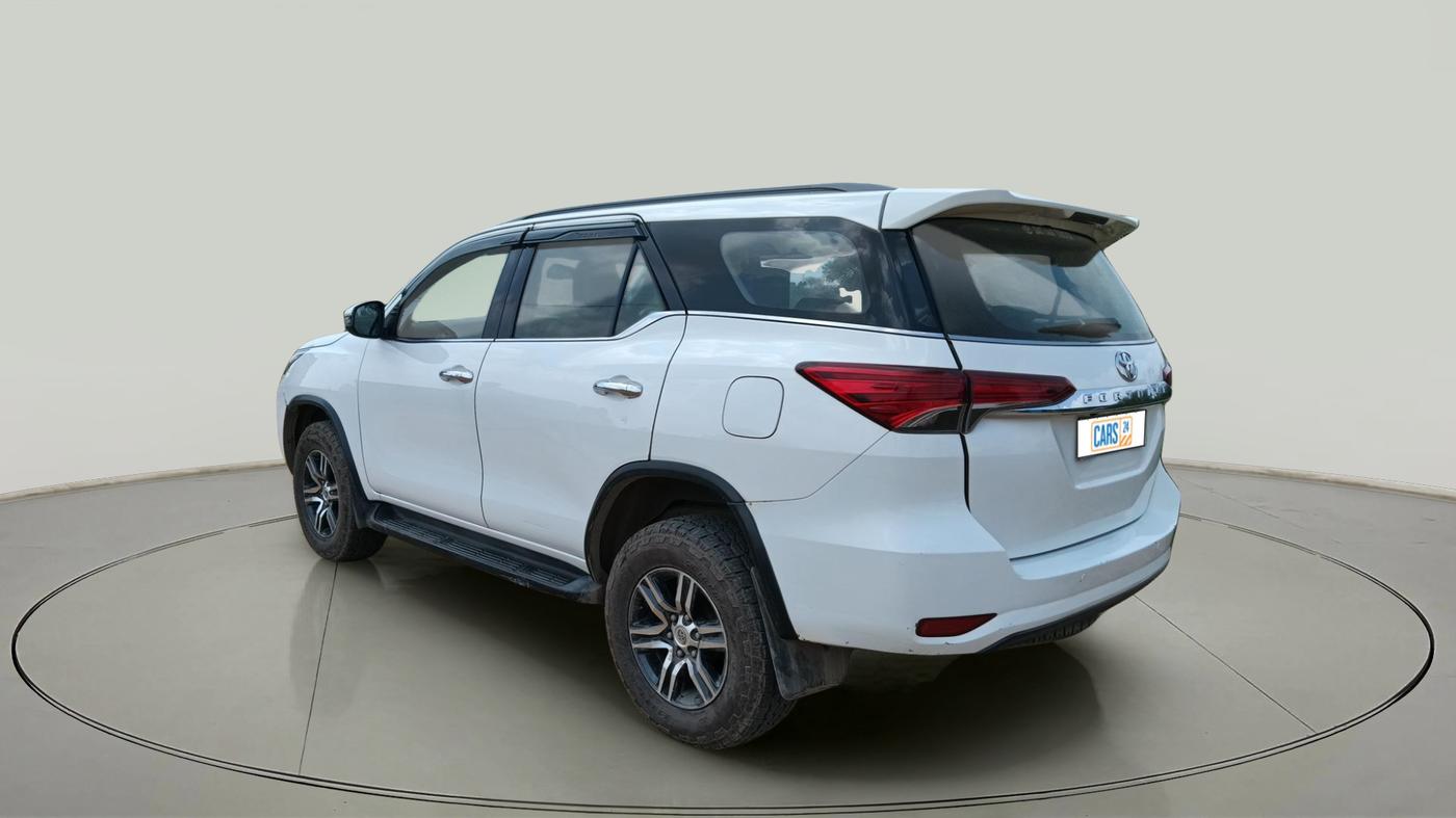2018 Toyota Fortuner 2.8 4X2 AT, Diesel, Automatic, 1,60,357 km, exterior
