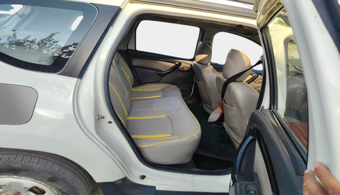 2015 Renault Duster 85 PS RXL DIESEL, Diesel, Manual, 1,58,391 km, interior