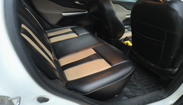 2021 Nissan MAGNITE XL, Petrol, Manual, 39,539 km, interior